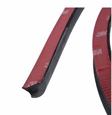 WV-701-070-717A Wind deflector in front of pop-up roof, / Déflecteur de vent devant le toit relevable